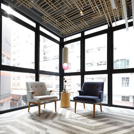 Hotel Ease Access Tsuen Wan Hong Kong Bagian luar foto