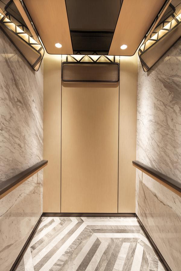 Hotel Ease Access Tsuen Wan Hong Kong Bagian luar foto